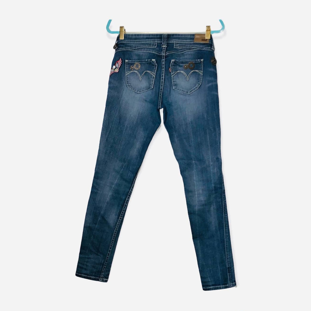 Levi’s Medium Wash Demi Curve Low Rise Skinny Jeans Tag 28 x 32 ( 30 X 30) - Picture 1 of 11